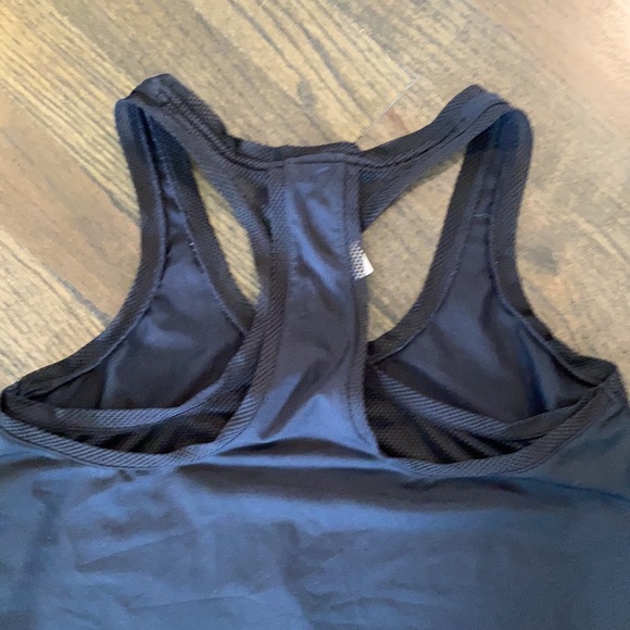 Fabletics Black Tank Top XXS EUC - Picture 6 of 7